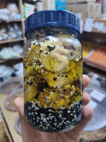 قطين منقوع بزيت الزيتون