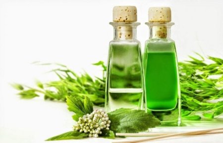 زيت الكافور