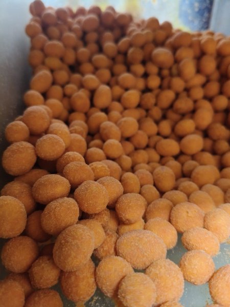 مياسي برتقالي