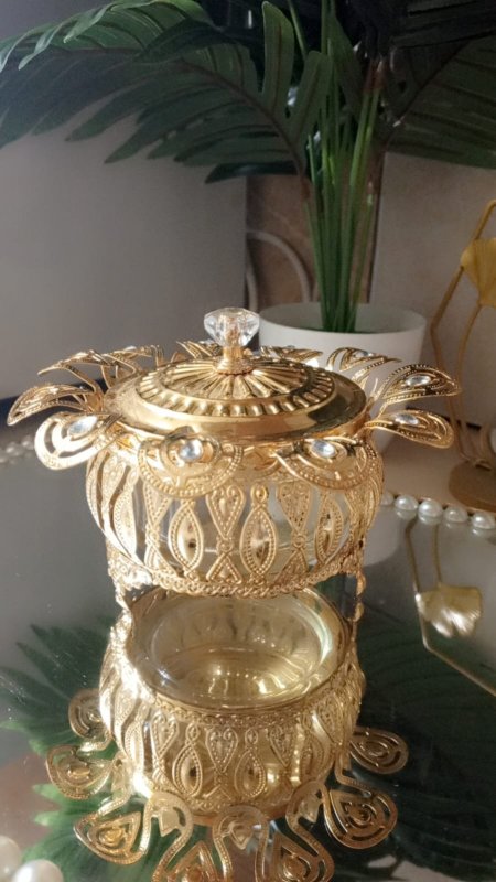 مضيفه للسكر