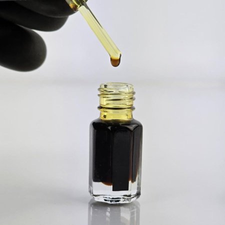 زيت المسك الاسود