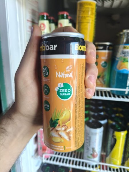 مشروب بومبار بالزنجبيل خالي من السكر