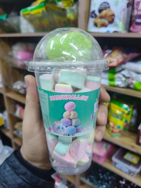 مارشميلو اسفنجي. ملون